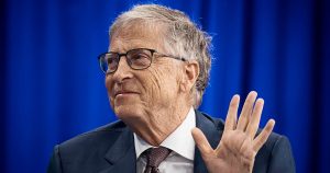 Bill_Gates_punta_su_salute_e_i