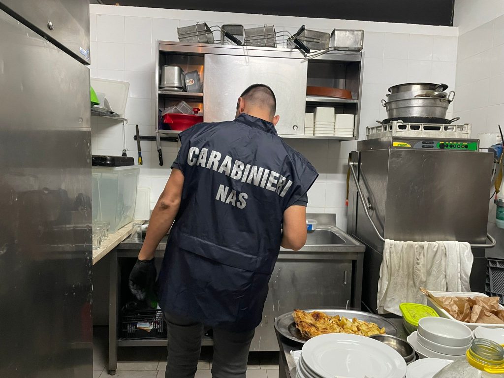 Blitz_dei_Carabinieri_a_Roma%3A_