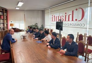 Vino/Delegazione del Qingtian County ricevuta al Consorzio Vino Chianti