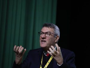 La_corsa_verso_i_referendum%3A_l