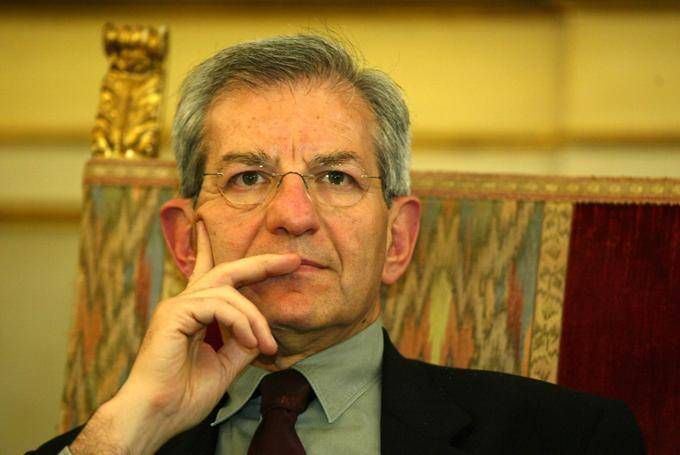 Luciano_Violante_porta_l%27educa