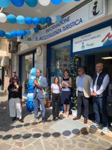 Nasce_il_nuovo_ufficio_IAT_a_R