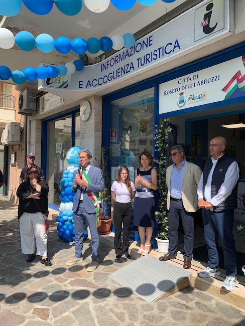 Nasce_il_nuovo_ufficio_IAT_a_R