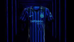 Presentata_la_nuova_maglia_del