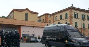 Rivolta_nel_carcere_di_Marassi