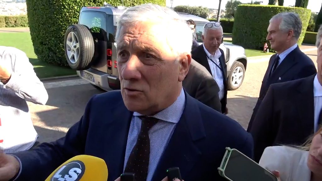 Tajani_difende_la_libert%C3%A0_di_e